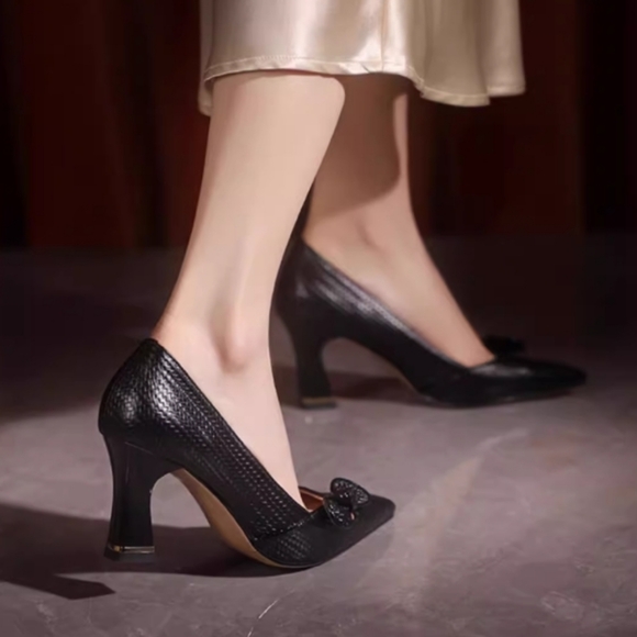 women shoes Heels - Picture 3 of 5